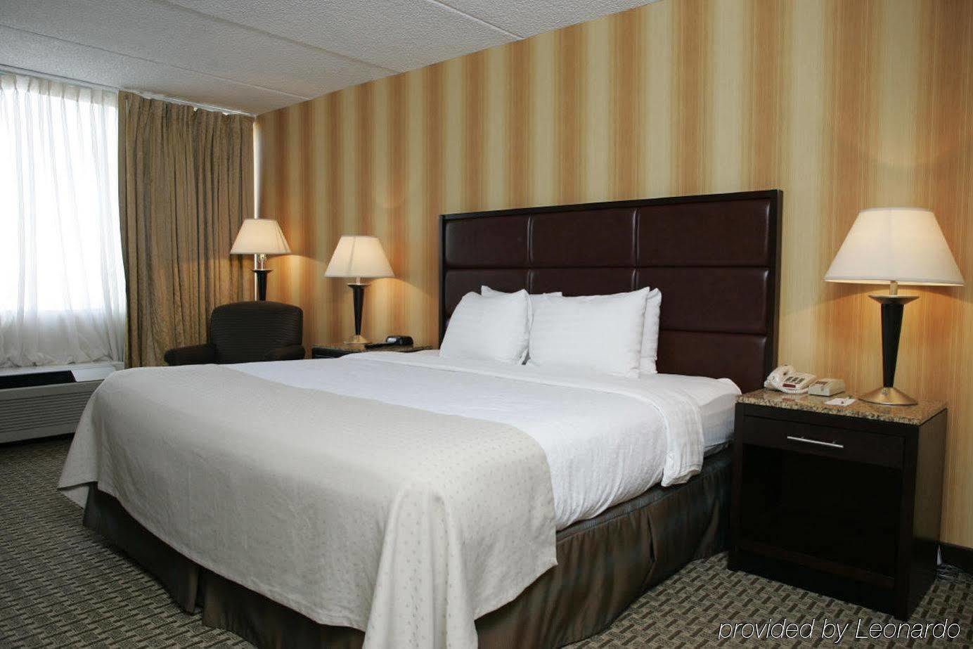 E Hotel Banquet & Conference Center Edison Kamer foto